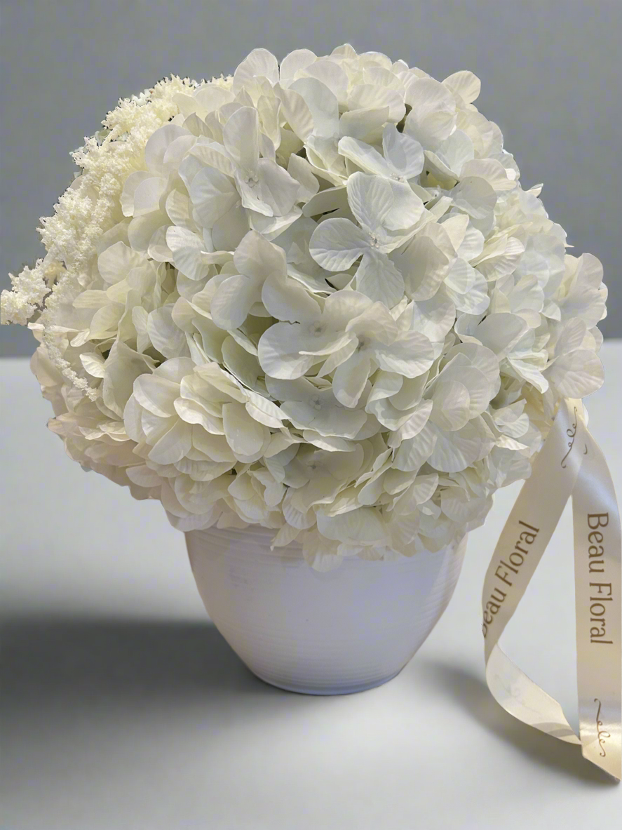 THE MUSE faux flower arrangement